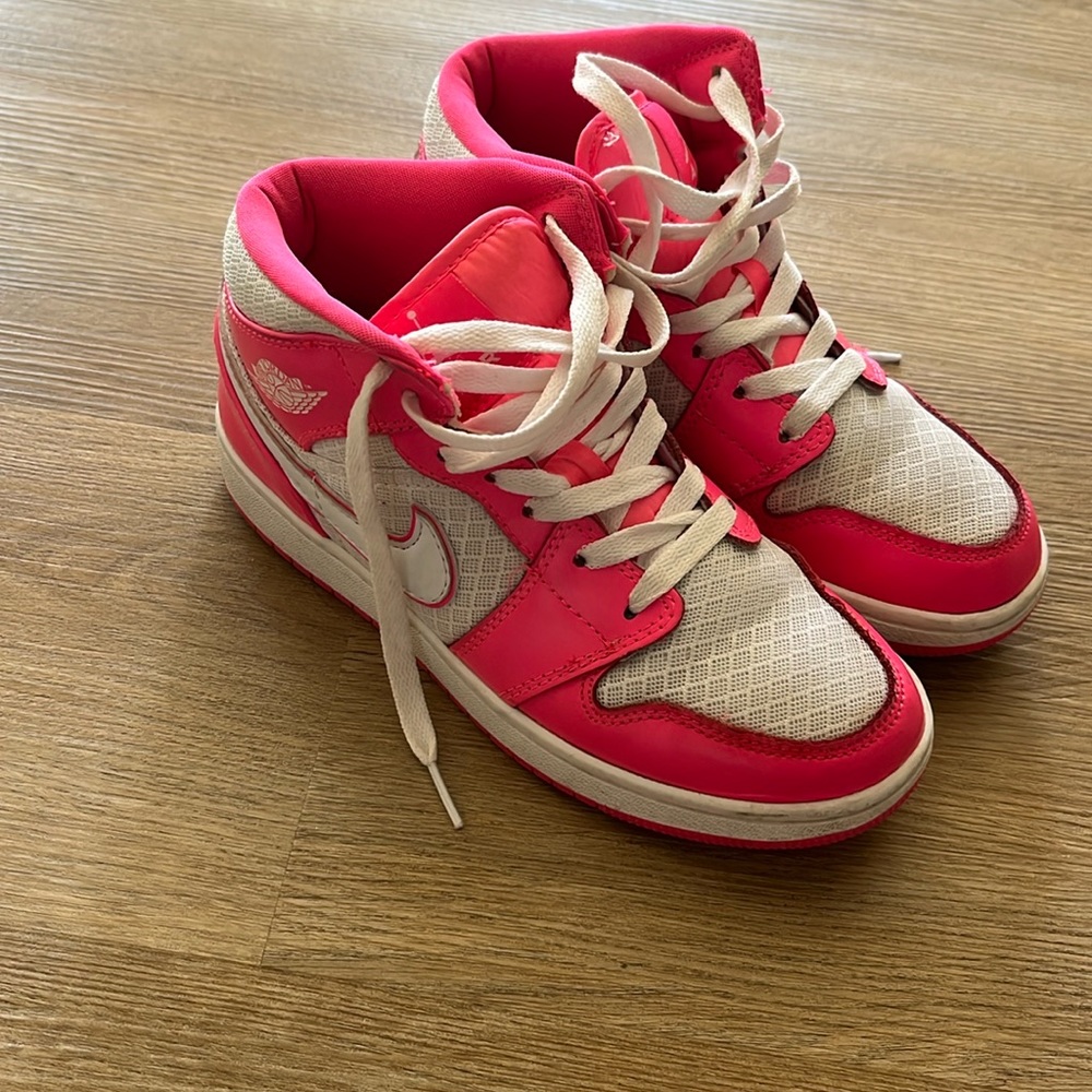 Pink Nike